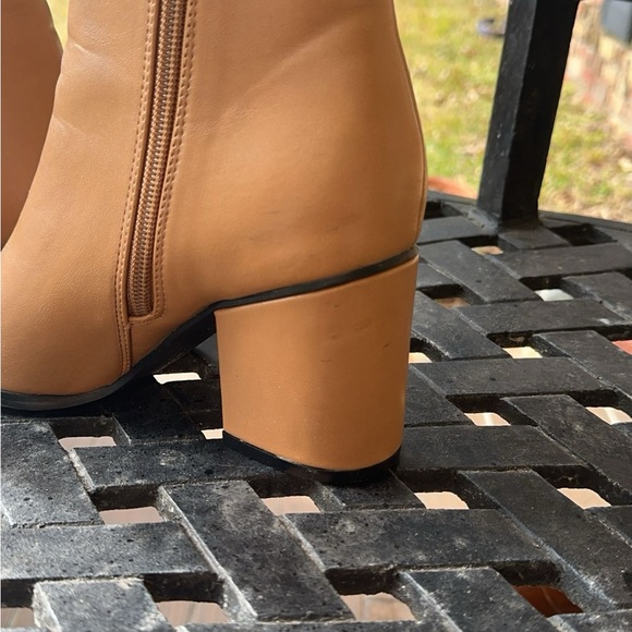 ShuShop VILMA Tan Booties—Size 7 - Picture 5 of 12